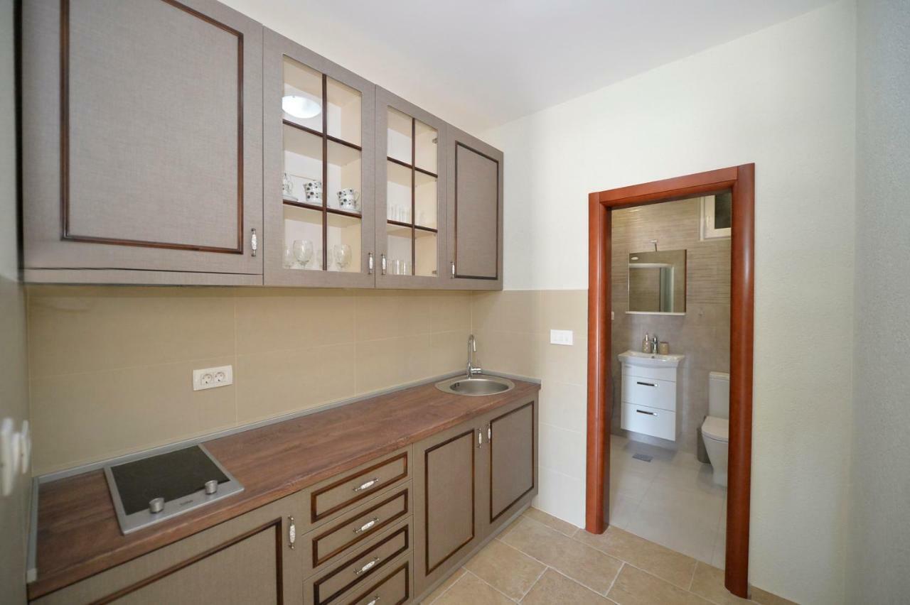 Pontus Luxury Apartments Тиват Екстер'єр фото